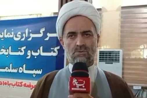 مقام معظم رهبری الگوی برجسته کتابخوانی در کشور هستند