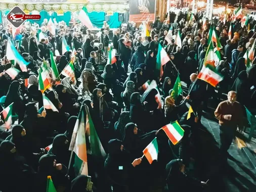 طنینِ اقتدار در خیابان&zwnj;ها خصوصا سه راه سیمین اصفهان