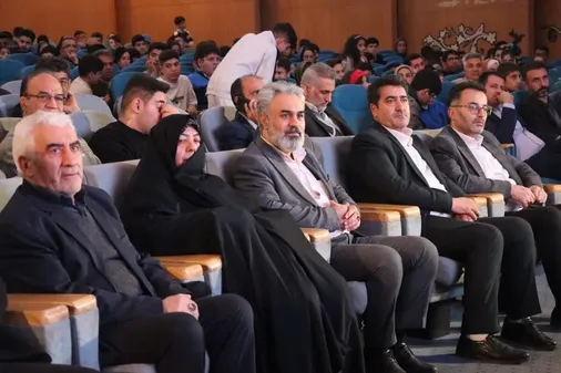 برگزاری اختتاميه دومین المپیاد ورزشی دانش آموزان کمالشهر