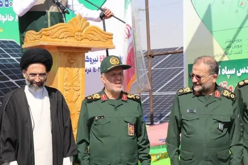 آئین بهره برداری از نیروگاه خورشیدی تجمیعی ۵۰۰ کیلو واتی بسیج
