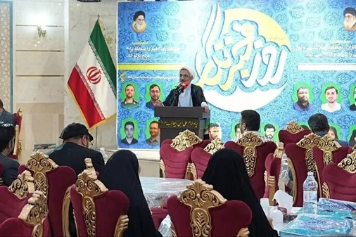قلم ها، خبرها و رسانه های ما باید در جهت تحکیم و انسجام به کار بسته شوند