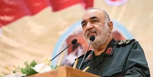 سرلشکر سلامی در استان فارس: ۱۱ اسفند با دشمنان اتمام حجت &zwnj;می&zwnj;کنیم/ مردم در انتخابات مشت محکم دیگری به دهان معاندان می&zwnj;زنند