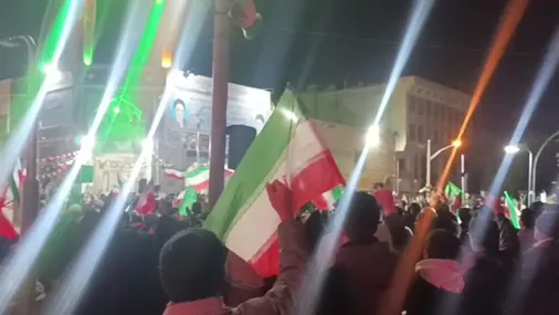 مردم نجف آباد پای کار انقلاب