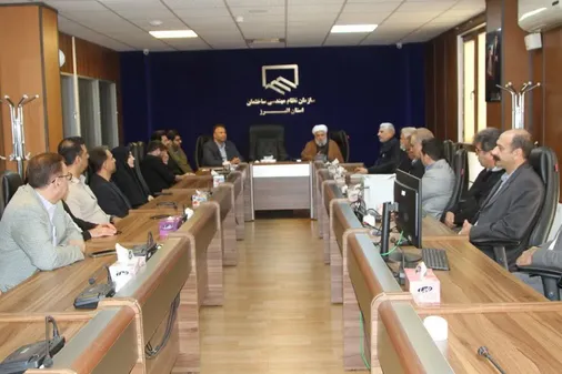 تطهیر جنایتکاران نتیجه پیروی از تفکر استکباری است