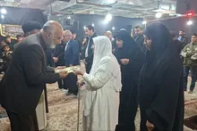 تقدیر از مادران شهدا به مناسبت سالروز وفات حضرت ام البنین(س)