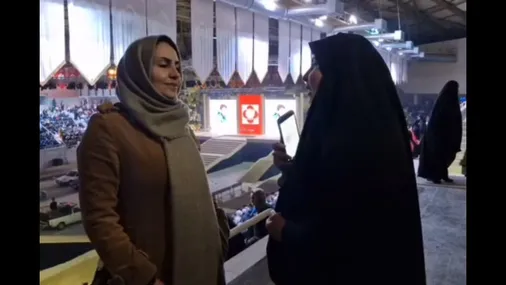 مصاحبه مردمی کنگره&zwnj; ۵۵۸۰ شهید استان البرز، در ورزشگاه انقلاب
