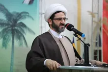 امام‌خمینی (ره) با تکیه بر ایمان خود دنیا را متحیر کرد