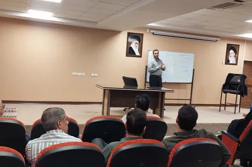 برگزاری کارگاه آموزشی امداد و نجات و پدافند غیرعامل با حضور ۵۸ نفر از اعضای گردان&zwnj;های جهادگران عاشورایی