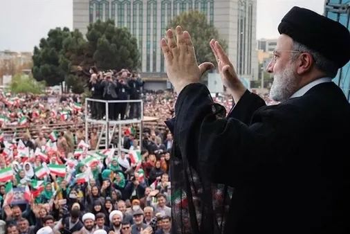 خدمات شهیدرئیسی؛ از آب گوارا تا بهره&zwnj;برداری پروژه&zwnj;های ۲۷ساله