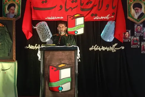 شهیدان عزیز ما قهرمانان واقعی ملت ایران هستند