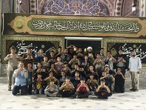 فرزندان پاسدار استان البرز، به نیابت از شهدا زیارت کردند