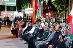 میدان امام خوانسار؛ صحنۀ پیوند سرودِ دختران و سنگرِ فرماندهان بود