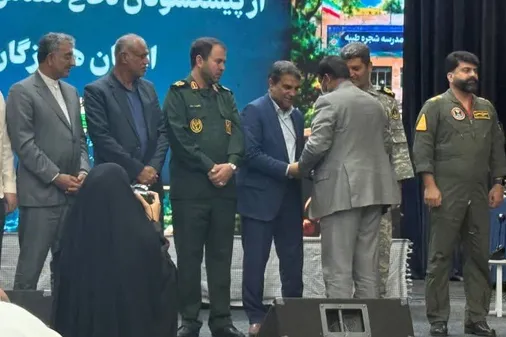 پیشکسوتان دفاع مقدس و مقاومت هرمزگان تجلیل شدند