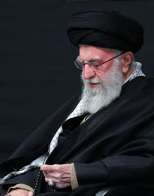 "جان&zwnj;فدا"؛ ویژه&zwnj;برنامه کرمانی&zwnj;ها برای حُرمت اربعین رهبر شهید و بیعت با رهبر جدید