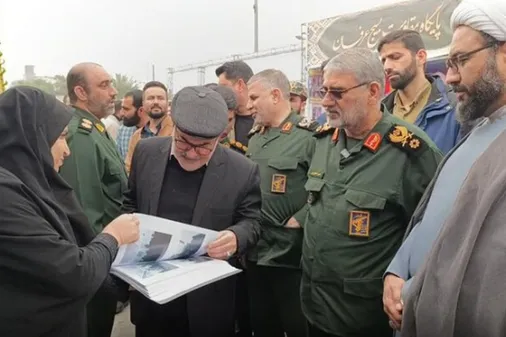 بازدید استاندار خوزستان از نمایشگاه جشنواره اسوه