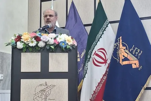 قرآن باید در عرصه زندگی همه ما تجلی داشته باشد