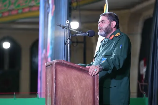 خیابان&zwnj;ها باید کانون وحدت و پشتیبان جبهه مقاومت باشند/ سپاه؛ عباس انقلاب و سنگر مستحکم ملت ایران