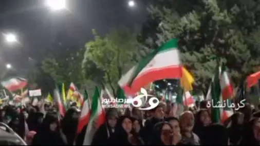 هفتاد و دومین شب جهاد در کرمانشاه،  سینه ستبر و چهره زیبای ایران اسلامی