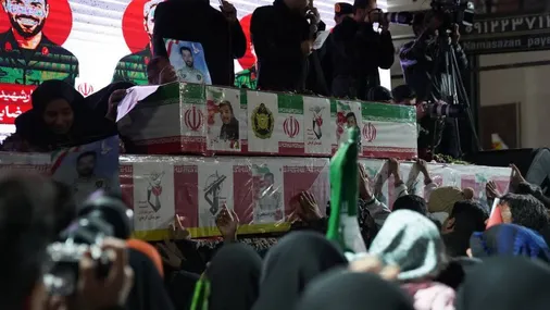 وداع با ۵ شهید پایتخت مقاومت جهان اسلام-کرمان  در میدان کوثر