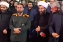اجتماع حماسی مردم ولایت‌مدار زابل در گلزار شهدا این شهرستان در بیعت با  آرمانهای رهبر جدید و خونخواهی رهبر شهید