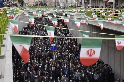 حضور پرشور مردم ایلام در راهپیمایی ۲۲ بهمن