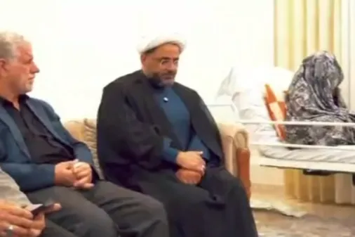 دیدار خانواده سردار شهید نائینی با خانواده شهید اسماعیل فرجودی در رشت