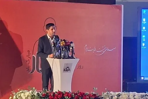 رسانه مطالبه&zwnj;گر باشد، اما اسیر هیاهو نشود