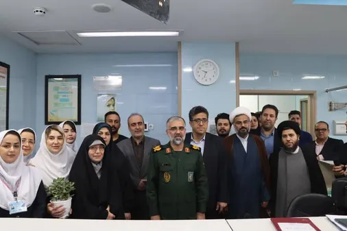 تقدیر از پرستاران درمانگاه دندانپزشکی بعثت و مرکز جراحی محدود امام جعفر صادق (ع) گلستان