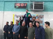 کسب دو مدال طلای شنا توسط حسین بروجردی در مسابقات شنای شهدای اقتدار سپاه کشور