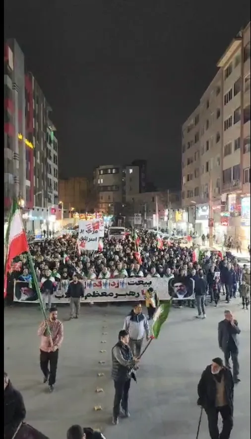 همبستگی در سوگ، وحدت در بیعت؛ روایتی از مردم پای&zwnj;کار کمالشهر