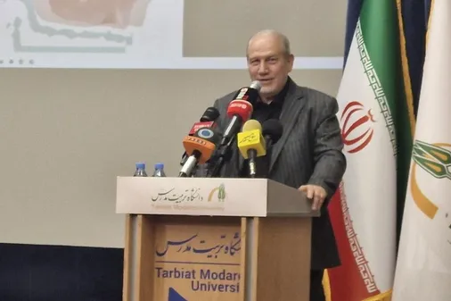 شهیدان باقری و رشید الگوی تلفیق علم و عمل بودند