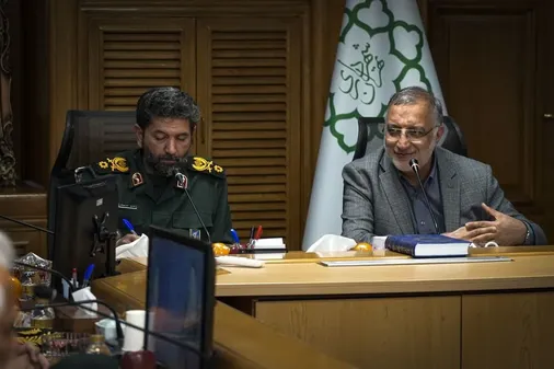 نشست صمیمی فرمانده سپاه حضرت محمد رسول&zwnj;الله (ص) تهران بزرگ و دکتر زاکانی+ تصاویر