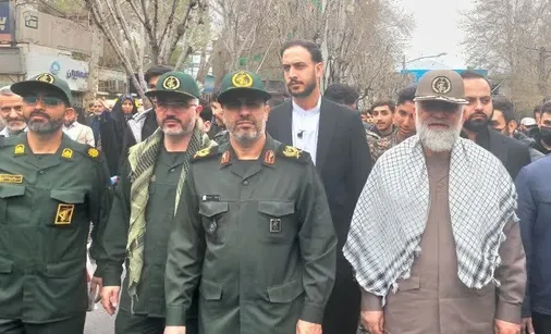 سیل خروشان مقاومت، سد استکبار را درهم شکست