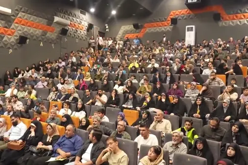 استقبال کم نظیر همدانی&zwnj;ها از اکران &laquo;جانشین&raquo; در سینما قدس