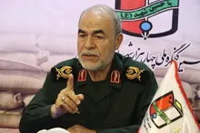 پرچم انتقام و خونخواهی و قصاص باید بالا باشد / دشمن در این جنگ شکست خورده است / باید روایتگر پیروزی در این جنگ باشیم