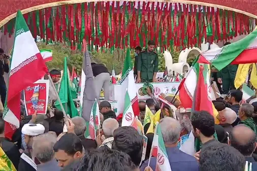 تشییع&zwnj; ده&zwnj; شهید مدافع&zwnj; وطن&zwnj; همزمان&zwnj; با&zwnj; راهپیمایی&zwnj; روز جهانی&zwnj; قدس&zwnj;