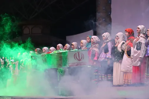 اجلاسیه پایانی دومین کنگره ۸هزار شهید استان گیلان در رشت برگزارشد