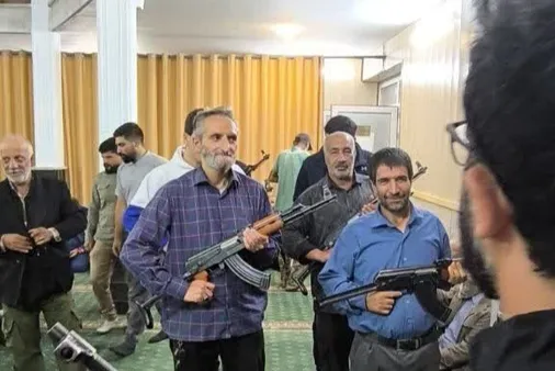 برگزاری دوره آموزش سلاح، کمک&zwnj;های اولیه و خودامدادی ویژه گردان&zwnj;های جانفدا، در شهرستان طالقان