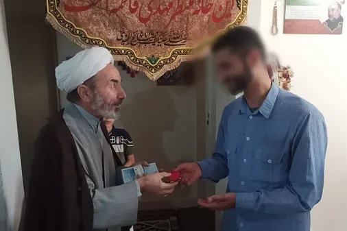 خلبانی که به گونه&zwnj;ای متفاوت مورد تشویق قرار گرفت