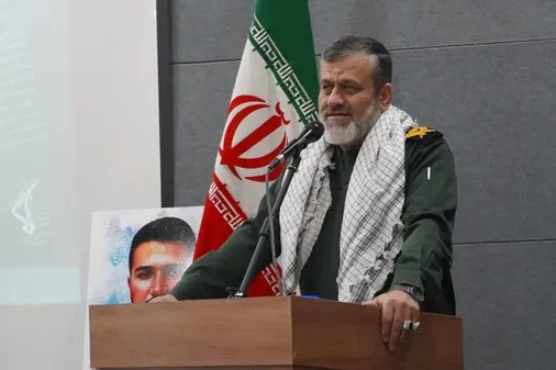 مردم قزوین با استمرار در میدان بساط فتنه را برچیدند