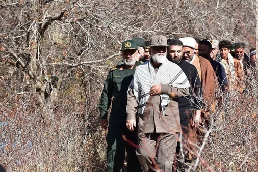 حضور سردار نقدی بر مزار سنجرخان