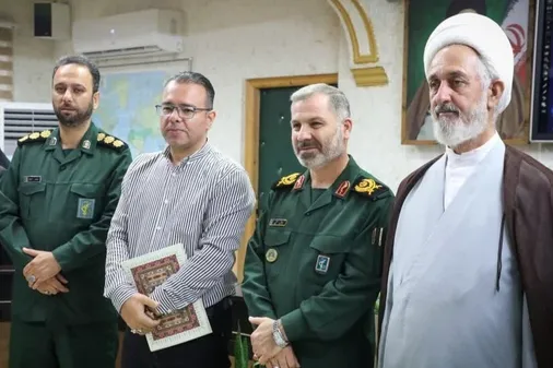 نشست صمیمی فرمانده سپاه کربلا مازندران با خبرنگاران و اصحاب رسانه