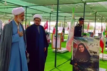 بازدید مشاور نماینده ولی‌فقیه در کل سپاه از گلزار شهدای دانش آموز مدرسه شجره طیبه میناب