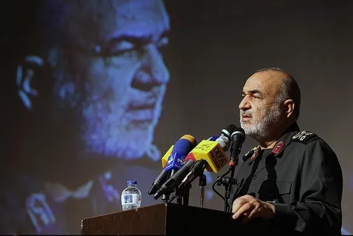 سپهبد شهید حسین سلامی؛ فرمانده روایت&zwnj;ها در میدان جنگ شناختی