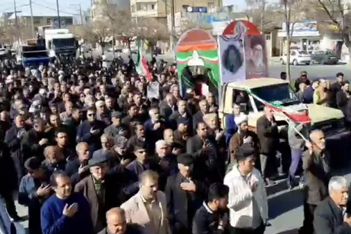برگزاری مراسم تشییع شهید والامقام سرهنگ معین حیدری&nbsp;در چالشتر (غرب شهرکرد)