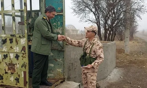 دیدار نوروزی فرمانده سپاه حضرت عباس (ع) استان اردبیل با سربازان