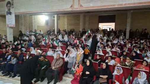 دختران، میدان&zwnj;داران اصلی عرصه&zwnj;های اجتماعی و مایه برکت ابدی در خانه&zwnj;ها هستند