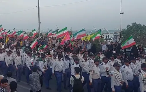 شکوه قیام حماسی در دفاع از وطن؛ اجتماع مدافعان تنگه هرمز  جانفدایان ایران امام رضایی بندرعباس