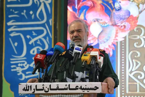 همواره در خط مقدم دفاع و خدمت&zwnj;رسانی قرار دارد