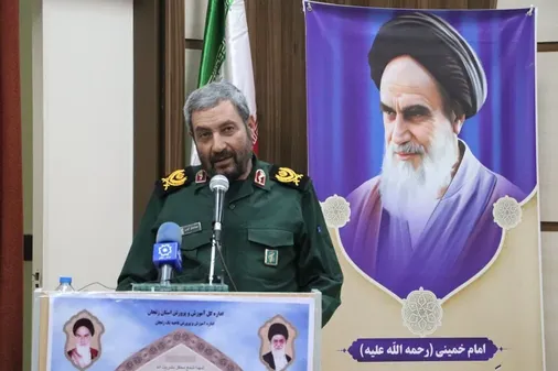 دانش آموزان ادامه دهنده راه شهدای دانش آموز هستند